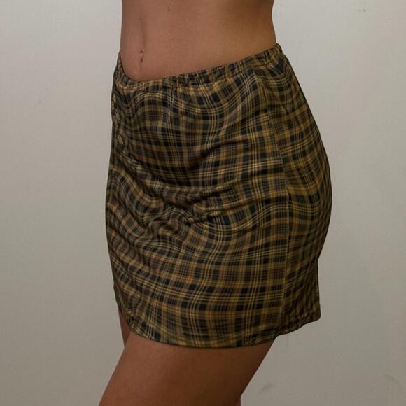 Brown Plaid Mini Skort - Picture 3 of 5